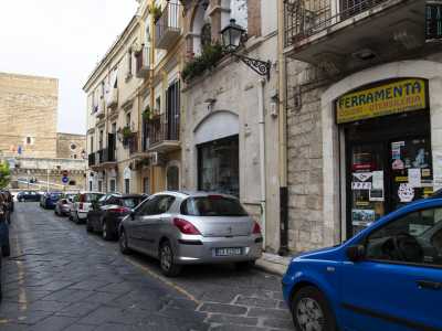Ci congediamo da Gaetano e per la nostra ultima tappa ci rechiamo a Bari Vecchia, precisamente in via Boemondo, nei pressi del  Castello Normanno-Svevo